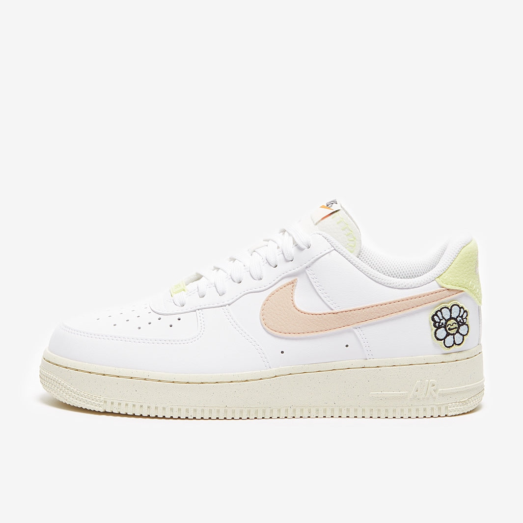 Nike Womens Air Force 1 07 SE