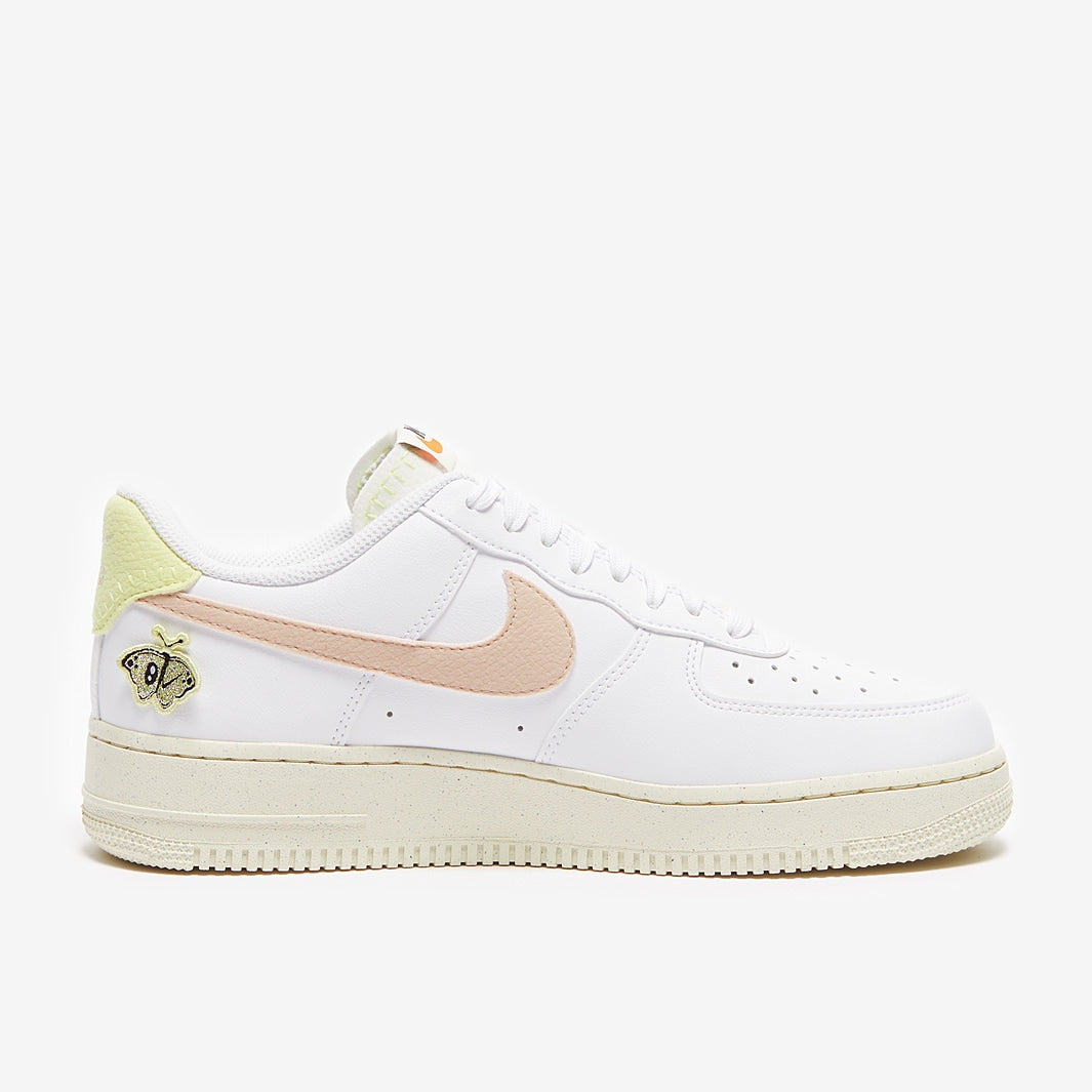 Nike Womens Air Force 1 07 SE