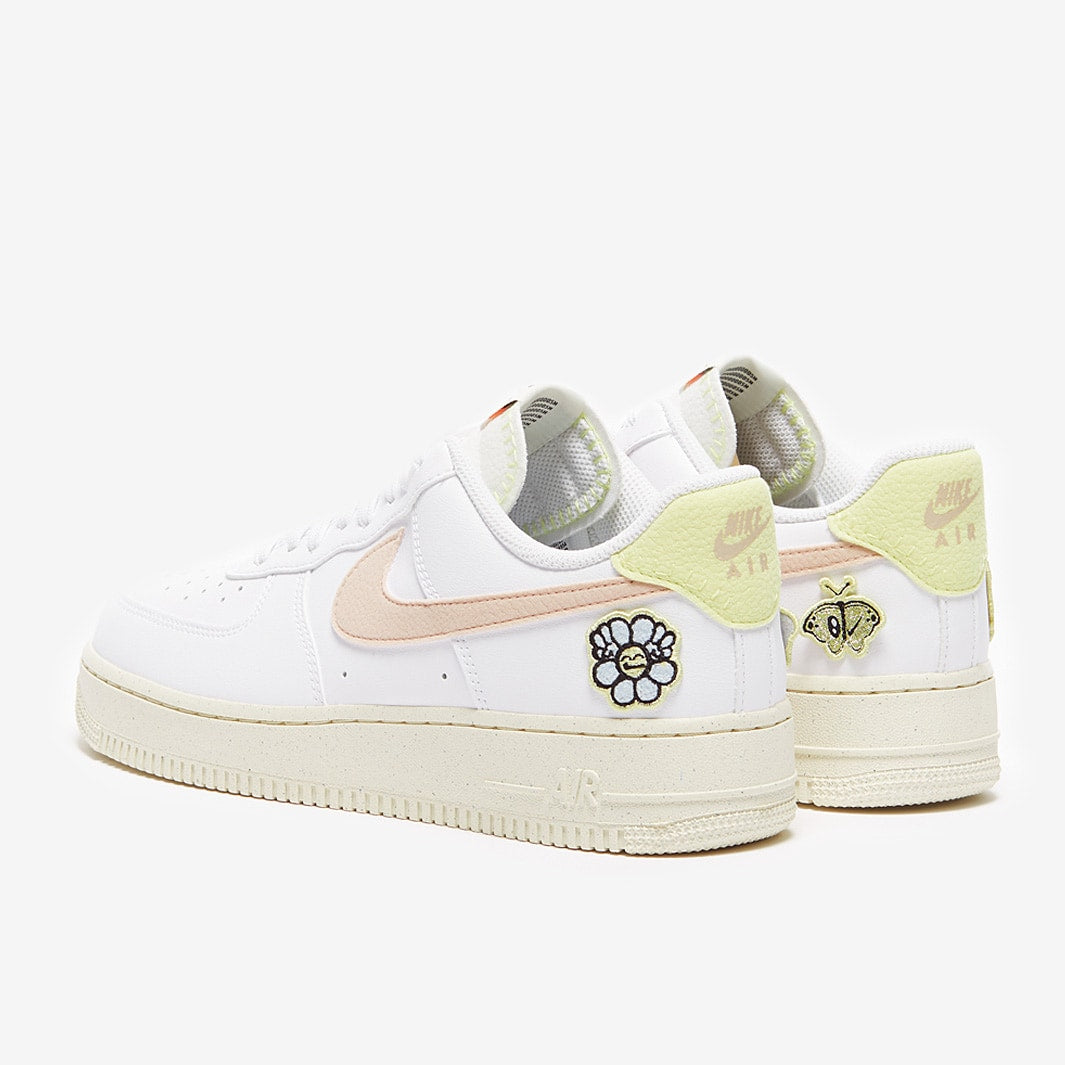 Nike Womens Air Force 1 07 SE