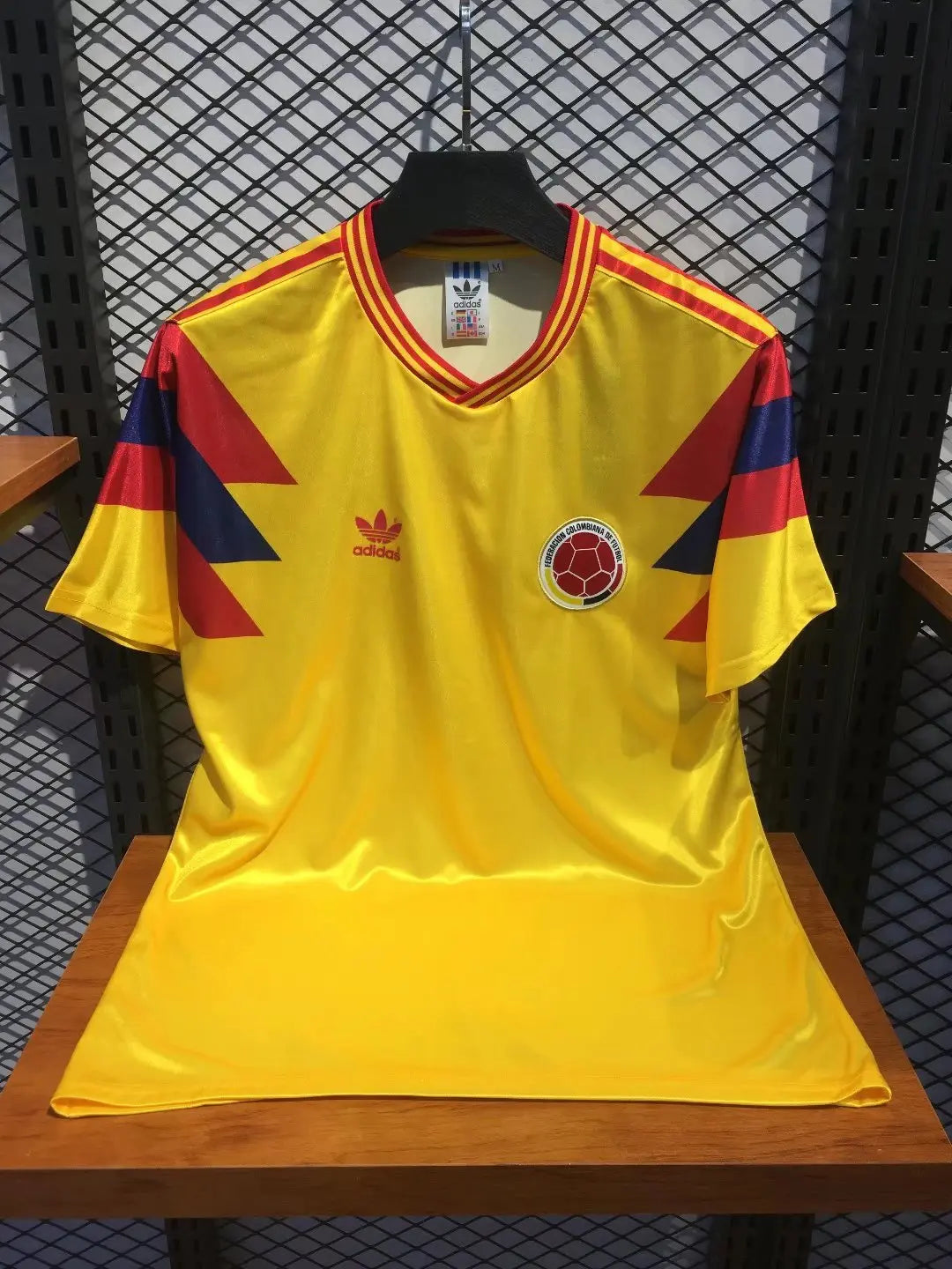 Colombia Home 1990 - Football DXB