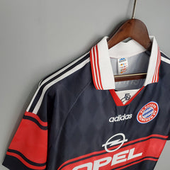 Bayern Munich 1997-99 Kit